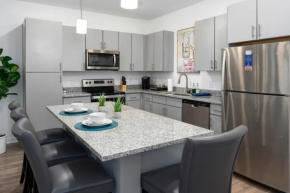 Luxury 1 BR apt in new community - Oak Mt Park
